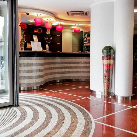 Hotel Majorana Ренде Екстер'єр фото