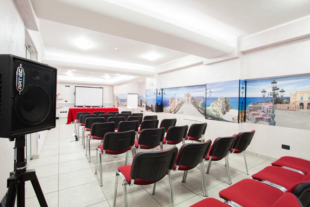 Hotel Majorana Ренде Екстер'єр фото