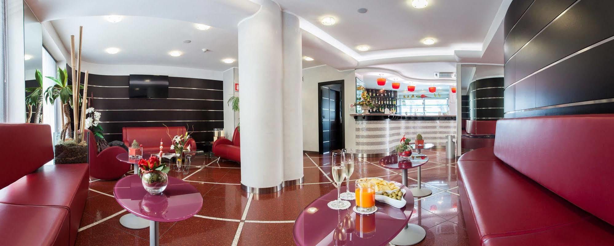 Hotel Majorana Ренде Екстер'єр фото